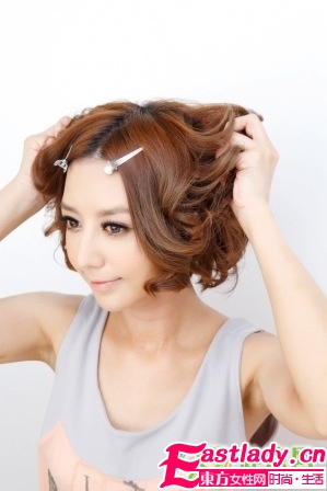 用卷發(fā)棒給短發(fā)卷發(fā)的方法