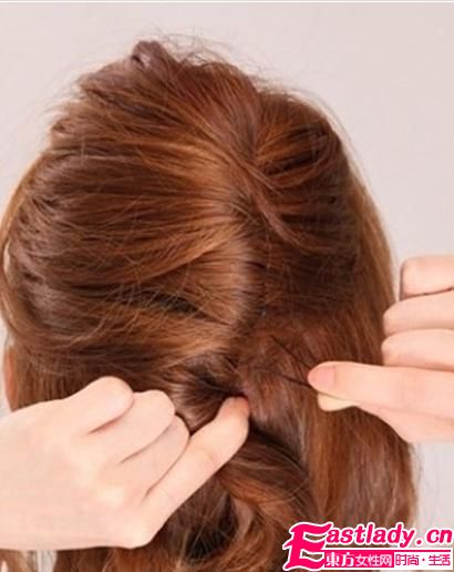 學(xué)習(xí)韓式盤發(fā)技巧 讓你輕松擁有靚麗發(fā)型