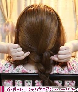 簡(jiǎn)單韓式盤(pán)發(fā)步驟 只需幾步就改變你的氣質(zhì)