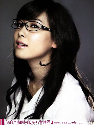 最搭眼鏡的四款時(shí)尚發(fā)型