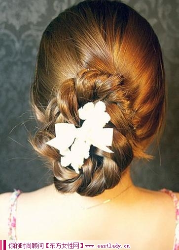 學(xué)習(xí)韓式淑女范編發(fā)盤(pán)發(fā)圖解 展現(xiàn)你優(yōu)雅氣質(zhì)