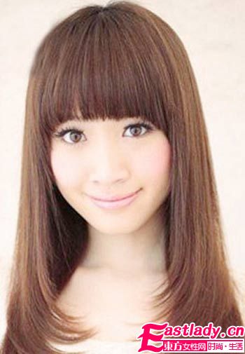 嬌小美眉的甜美瘦臉直發(fā)發(fā)型