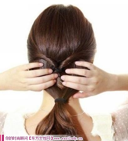 DIY韓式盤發(fā)讓MM們立馬擁有淑女氣質(zhì)