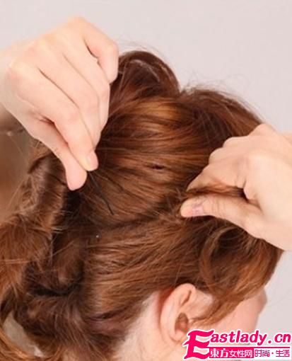 學(xué)習(xí)韓式盤(pán)發(fā)技巧 讓你輕松擁有靚麗發(fā)型