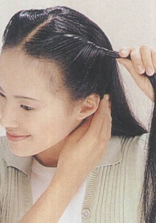 今年最流行的發(fā)型--束發(fā)發(fā)型