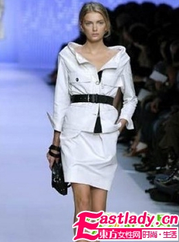 視覺盛宴 T臺(tái)百合的百變發(fā)型