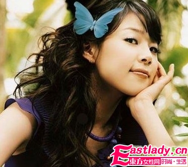 頭發(fā)油膩怎樣護(hù)理才清爽