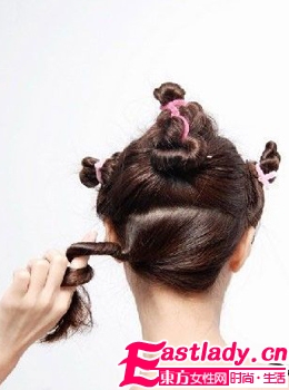 超人氣 5步驟DIY卷出性感大波浪