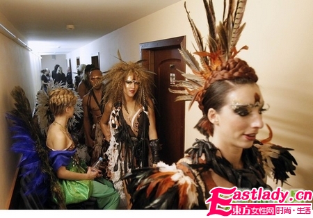 莫斯科另類發(fā)型秀 雷過Lady GaGa