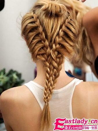 秀場最具藝術(shù)感的＂瘋狂＂辮子