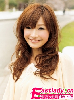 超聚人氣 入秋甜美長(zhǎng)卷發(fā)