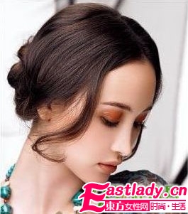 秋季浪漫女人味韓式盤發(fā)DIY