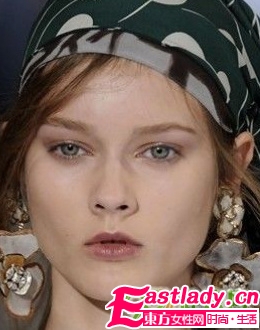 秋季 明星也愛的頭巾發(fā)飾DIY