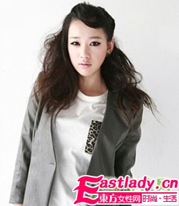 時尚OL造型 最新韓式卷發(fā)盤發(fā)