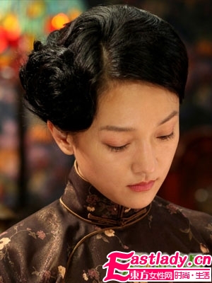 明星復(fù)古發(fā)型 品最美女人味