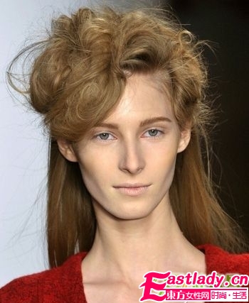 2011秋冬10款慵懶風(fēng)格發(fā)型最當(dāng)紅