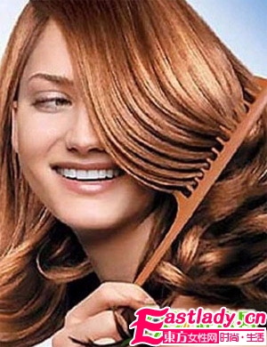 正確清潔頭皮防止脫發(fā)困擾