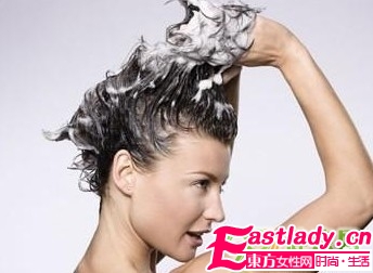 糾正洗頭發(fā)的5個誤區(qū)