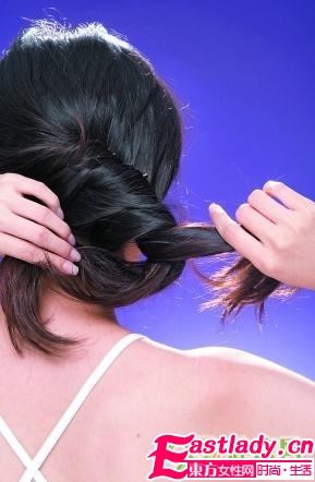 居家也時(shí)尚 DIY韓式風(fēng)情小發(fā)髻