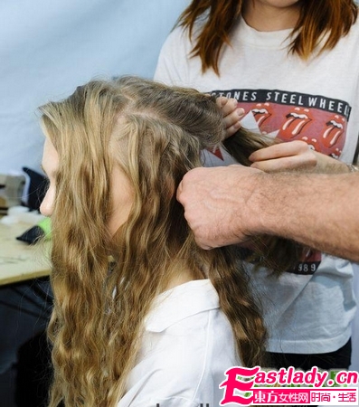 唯美法式麻花辮編發(fā)發(fā)型