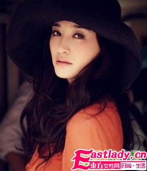 提升氣質(zhì)的李小冉經(jīng)典發(fā)型