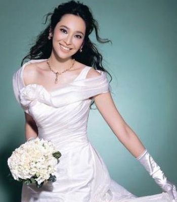 最美的新娘發(fā)型 你擁有了嗎