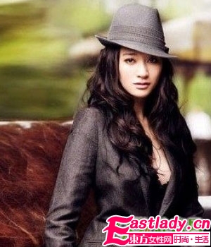 提升氣質(zhì)的李小冉經(jīng)典發(fā)型