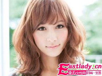 2011極富女人味的五款卷發(fā)