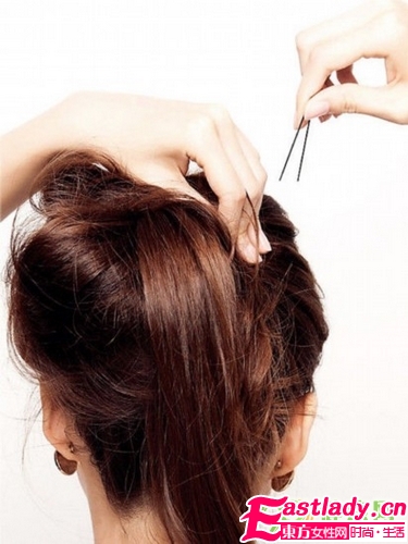 秋季發(fā)型 2款復(fù)古風(fēng)絲巾系發(fā)