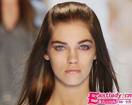 劉海剪壞了怎么辦 6招更時(shí)尚