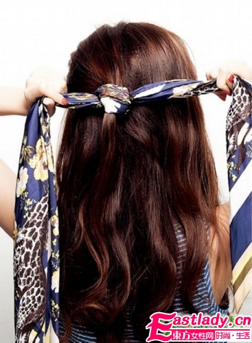 秋季發(fā)型 2款復(fù)古風(fēng)絲巾系發(fā)