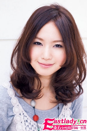 5款溫柔甜美發(fā)型讓你桃花運(yùn)上升