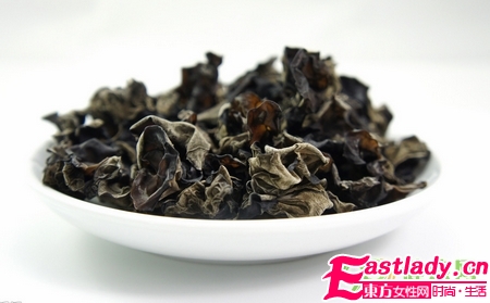 護發(fā)必吃的黑五類 治脫發(fā)白發(fā)