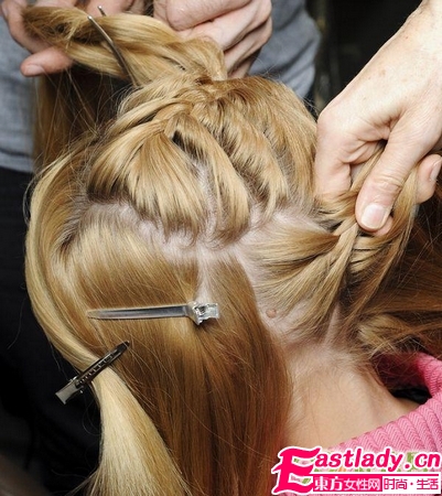 唯美法式麻花辮編發(fā)發(fā)型