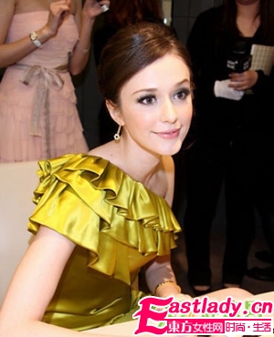 個性又嫵媚的混血模特發(fā)型秀