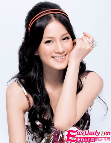 嫵媚時(shí)尚淑女長(zhǎng)發(fā)造型大盤點(diǎn)