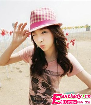 超顯氣質 迷人外翻卷發(fā)修飾胖臉型