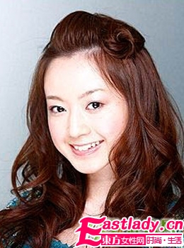 四款甜美發(fā)型讓年齡隱形