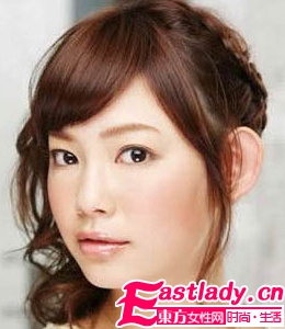超顯氣質(zhì)的5款日系淑女扎發(fā)