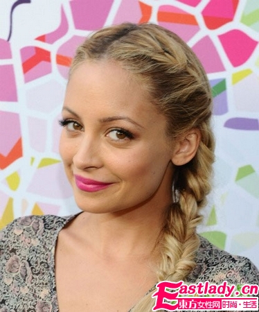 八款超唯美花辮發(fā)型 做個 人魚公主