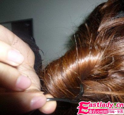 冬季韓式盤發(fā)圖解