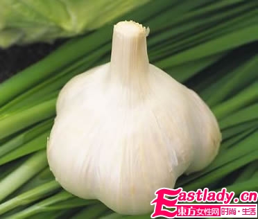 常吃大蒜可以護(hù)發(fā)
