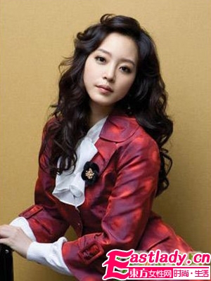 柔美清爽 最新冬季卷發(fā)造型