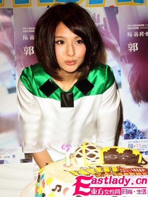 8月女明星氣質(zhì)甜美BOB發(fā)型