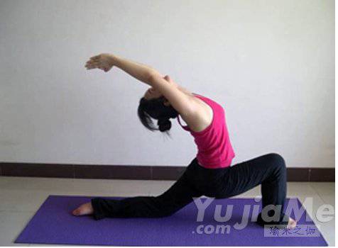 瑜伽拜日十二式詳解 瑜伽初學(xué)者必看