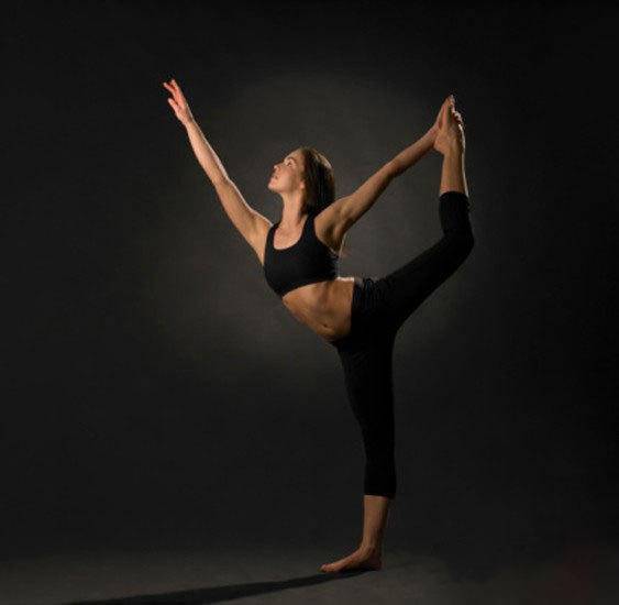 5大減肥瑜伽動作 叫上閨蜜一起做起來