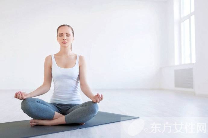 快速瘦大腿瑜伽動作 兩招甩掉大象腿