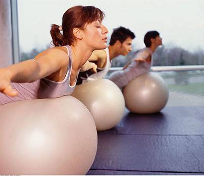 如何做好產(chǎn)后恢復(fù) 幾個(gè)小動(dòng)作讓你輕松做回辣媽