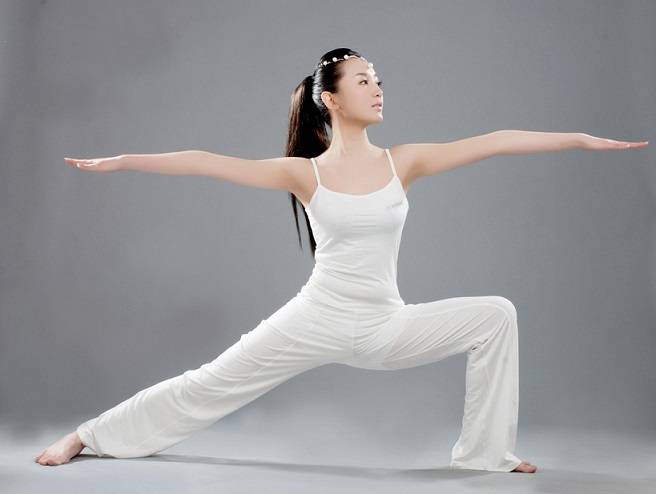 辦公室瑜伽8個動作讓你神清氣爽一整天