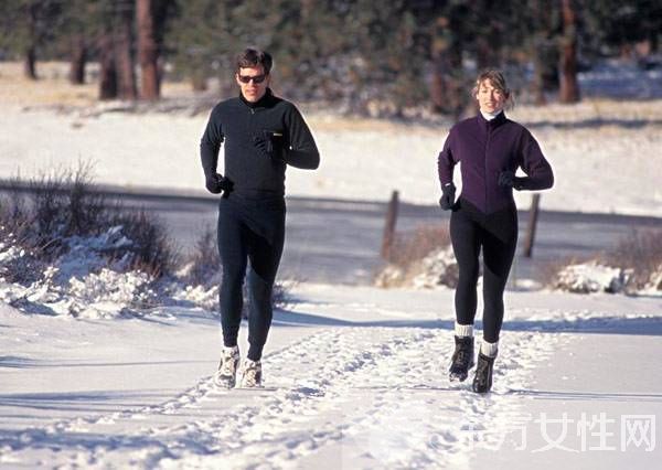 辦公室瑜伽8個動作讓你神清氣爽一整天